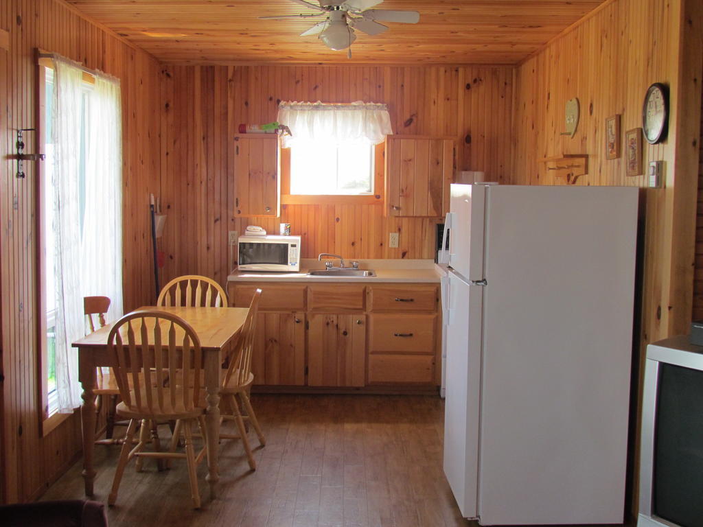 Chalets Grand Pre Cottages North Rustico Room photo