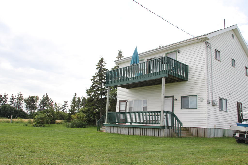 Chalets Grand Pre Cottages North Rustico Room photo